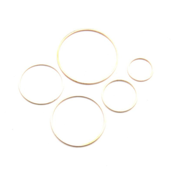 Pendentifs anneaux ronds 30 mm – Connecteurs fermés – Laiton doré