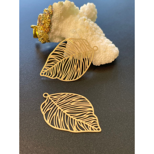 Estampes, pendentifs feuille 37mm, métal coloris DORE