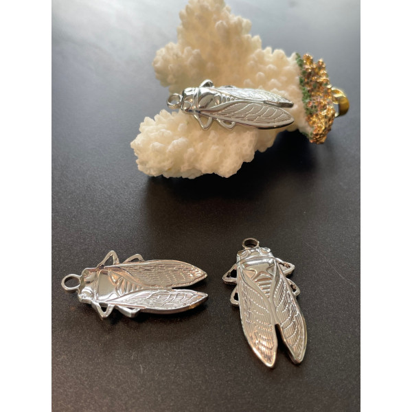 Pendentifs Cigale 29,5 mm – Acier Inoxydable Argenté