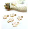 Breloques Fleurs de Sakura 9 mm – Résine Style Émaillé Rose Pale – Base Dorée