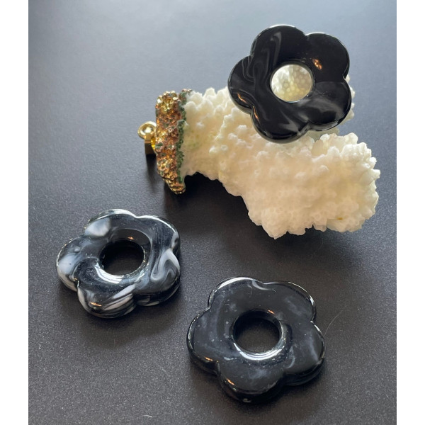 Pendentifs Résine Forme Fleur 26 mm – Effet Marbré