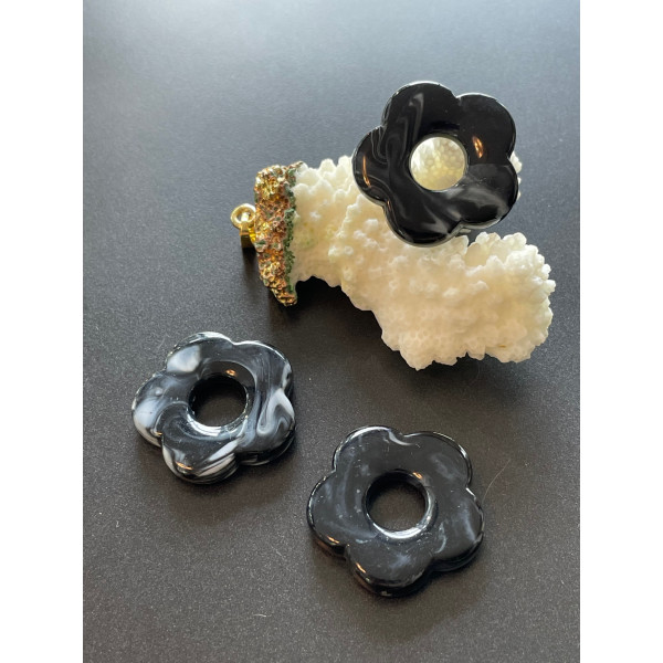 Pendentifs Résine Forme Fleur 26 mm – Effet Marbré