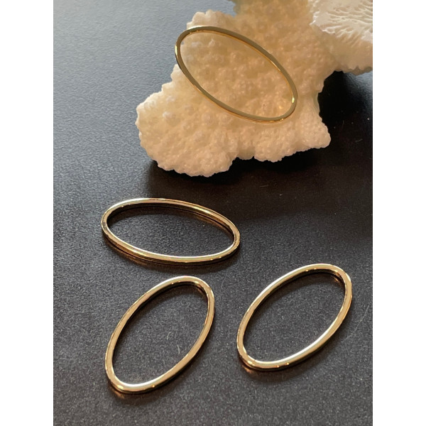 Pendentifs, forme goutte travaillée 69mm,  Laiton finition Doré  à l'or fin 18K