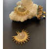 Pendentif – Soleil éventail avec zircon 25 mm – Laiton, doré à l’or fin 18K