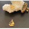 Pendentifs – Petit Bateau Voilier 15 mm – Acier inoxydable 304, doré