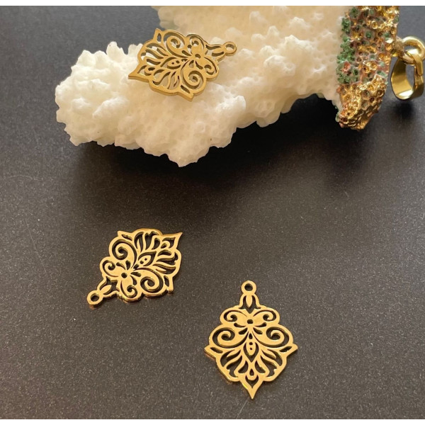 Pendentif Arabesque 17 mm – Acier inoxydable 304, finition Dorée