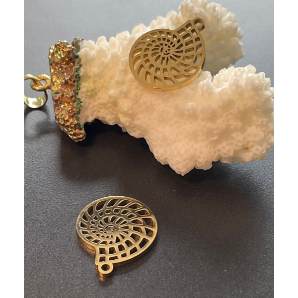 Pendentifs Coquillage 20mm – Acier Inoxydable 304 Doré à l'or fin 18K