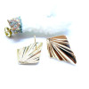 Boucles d’oreille Puce Art Déco Triangle 25mm avec trou d'attache – Laiton Doré à l’or fin 18K