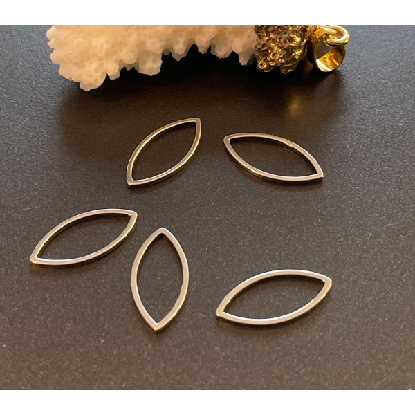 Pendentifs forme Marquise 17 par8 mm – Acier inoxydable 304 – Finition argentée