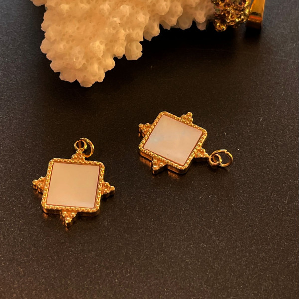 Pendentif avec anneau, Boho 14mm  avec nacre– Acier Inoxydable 304 Doré à l’or fin 14K