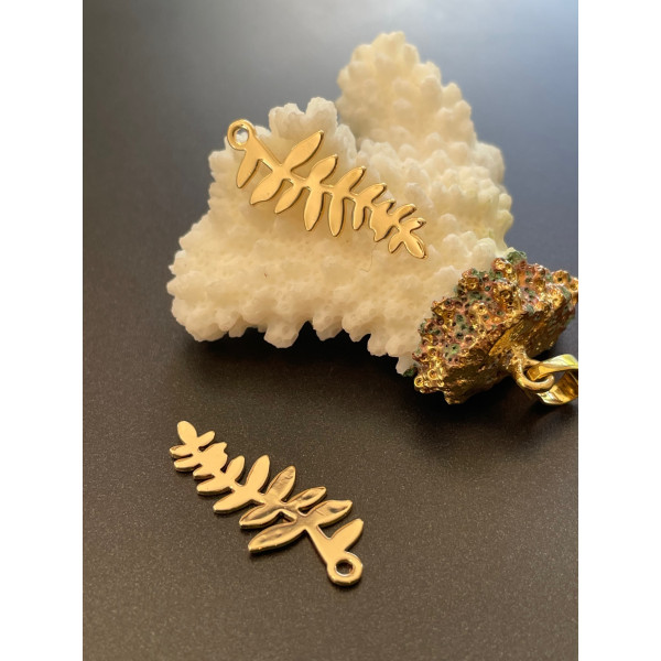 Pendentifs Feuille 28,5 mm – Laiton Doré à l’or fin 18K