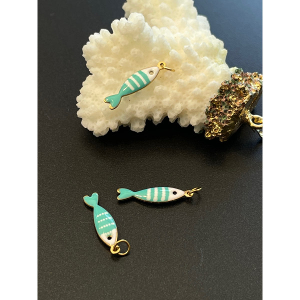 Pendentif avec anneau Poisson Émaillé 18,5 mm – Acier Inoxydable 304 Doré à l’or fin 18K, IONIQUE