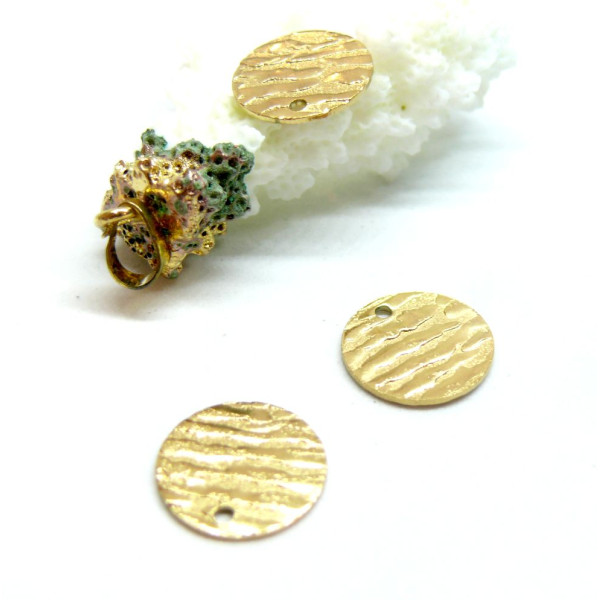 Pendentifs médaille Texturés 15 mm – Acier inoxydable 304 doré, Placage IONIQUE
