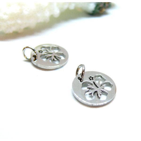 Pendentifs avec anneau, Médaille Fleurs d’Hibiscus 11,5 mm – Acier Inoxydable 304 Argenté