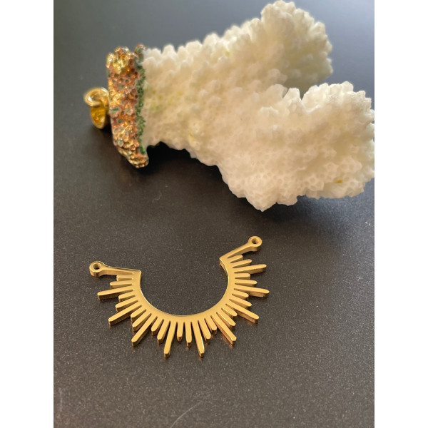 Pendentif Connecteur Soleil 30mm – Acier Inoxydable 304 Doré Placage Ionique