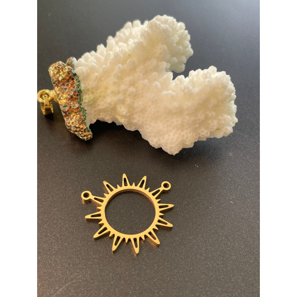 Pendentif Connecteur Soleil 30mm – Acier Inoxydable 304 Doré Placage Ionique