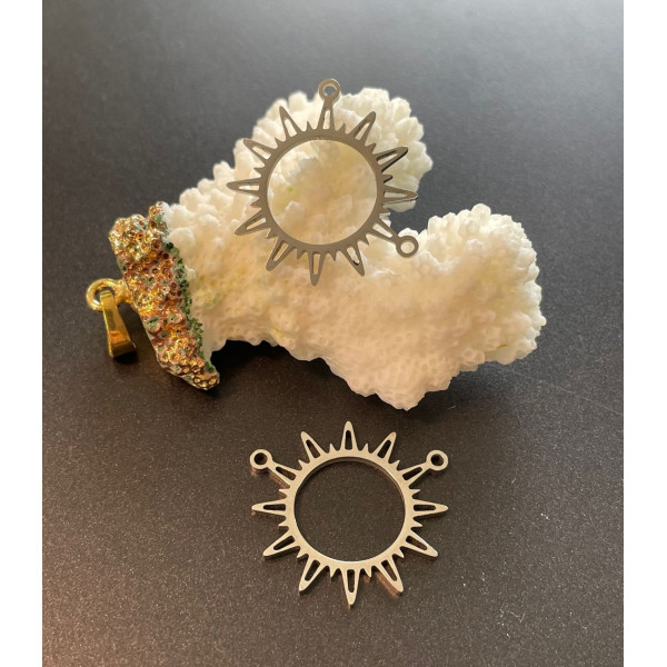 Pendentifs Connecteur Soleil 30mm – Acier Inoxydable 304 Argenté Placage Ionique