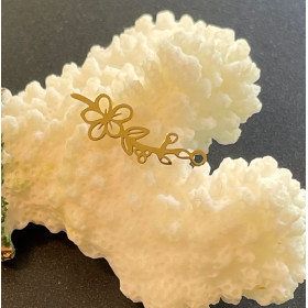 Pendentif Fleur sur tige 20mm, symbole mois de Mai, Acier Inoxydable 304 Doré
