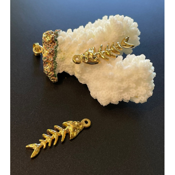 Pendentif Poisson 28 mm – Acier Inoxydable 304 Doré à l’or fin 18K, PVD