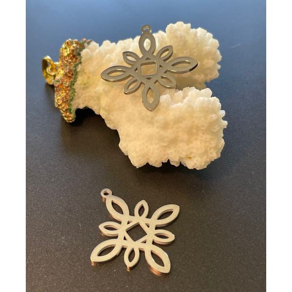 Pendentif Losange Arabesque Boho 28mm – Acier Inoxydable 304 Argenté