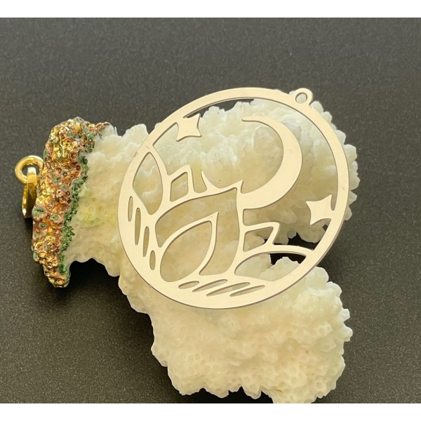 Pendentifs Estampes Fleurs de lotus et lune 38 mm – Acier Inoxydable 304 Argenté