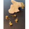 Boucles d'oreille Puces Cube 3mm avec attache – Acier Inoxydable 304 Doré