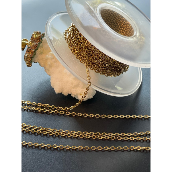 Chaîne maille fine 2,5 x 2 x 0,5 mm – Acier Inoxydable 304 – Finition Doré, placage IONIQUE