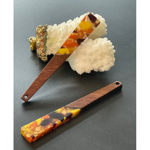 Pendentif Triangle en Bois et résine 70mm, Esprit vintage 1950