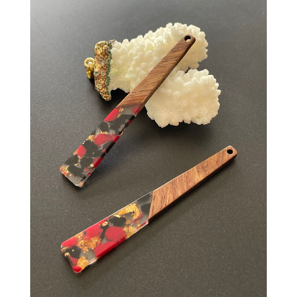 Pendentif Triangle en Bois et Résine 70 mm – Esprit Vintage 1950