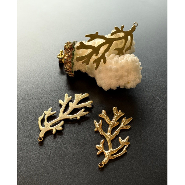 Pendentif Branche de Corail 47 mm – Acier Inoxydable 304 Doré à l’or fin 18K, IONIQUE