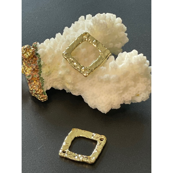 Pendentifs Connecteurs Losange 20 mm – Métal Finition Doré