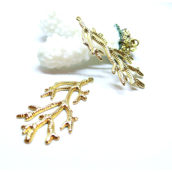 Pendentif Branche de Corail 47 mm – Acier Inoxydable 304 Doré à l’or fin 18K, IONIQUE