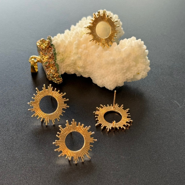 Boucles d’oreilles Soleil 18,5 mm avec anneau d’attache – Laiton Doré à l’or fin 18K