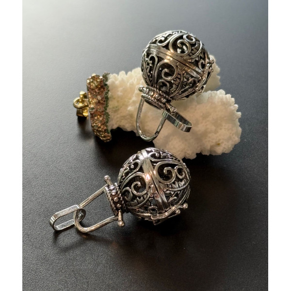 Pendentif Cage pour Perle BOLA Grossesse 18 mm ou Boule de Parfum – Métal Argent Antique