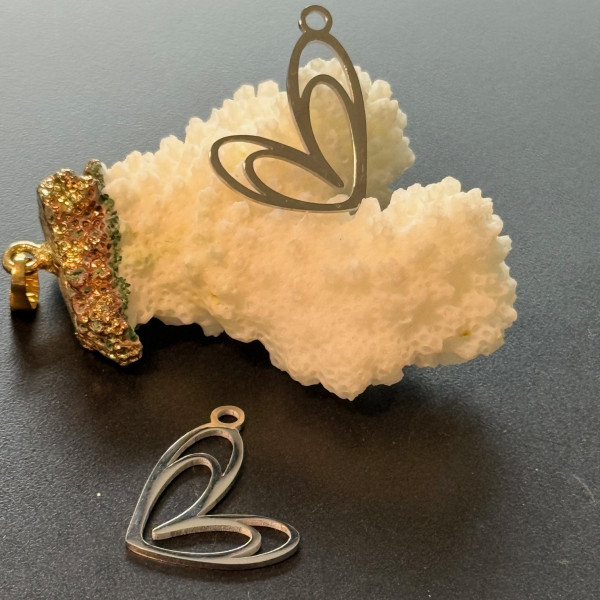 Pendentif Double Coeur 22mm – Acier Inoxydable 304 Argenté