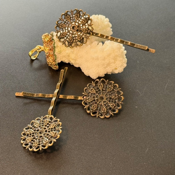 Lot de 4 Barrettes Fleur Plates Bronze – 55mm