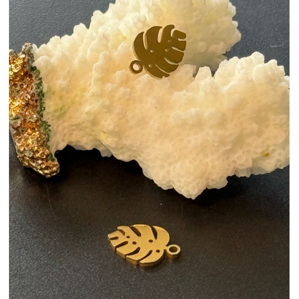 Pendentifs Feuille de Montserrat 13 mm – Acier Inoxydable Doré à l'or fin 18K, placage IONIQUE