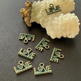 Pendentifs LOVE Patine Ancienne Métal Bronze