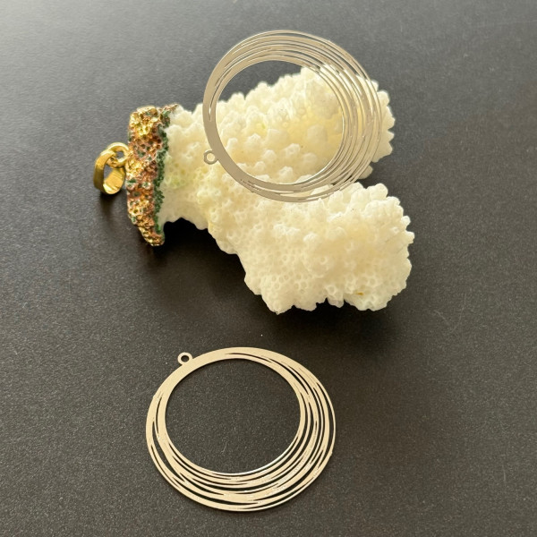 Pendentifs Estampes Filigrane Cercle 30mm Laiton Argent Platine