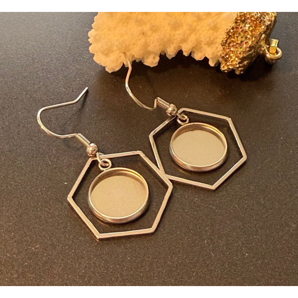 H11Z03612P – Lot de 2 ou 4 Supports de Boucles d’Oreilles Crochet Hexagone pour Cabochon Rond 12mm – Acier Inoxydable Argent