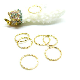 Pendentifs Rond Martelé 12mm – Laiton Doré à l'Or fin 18K