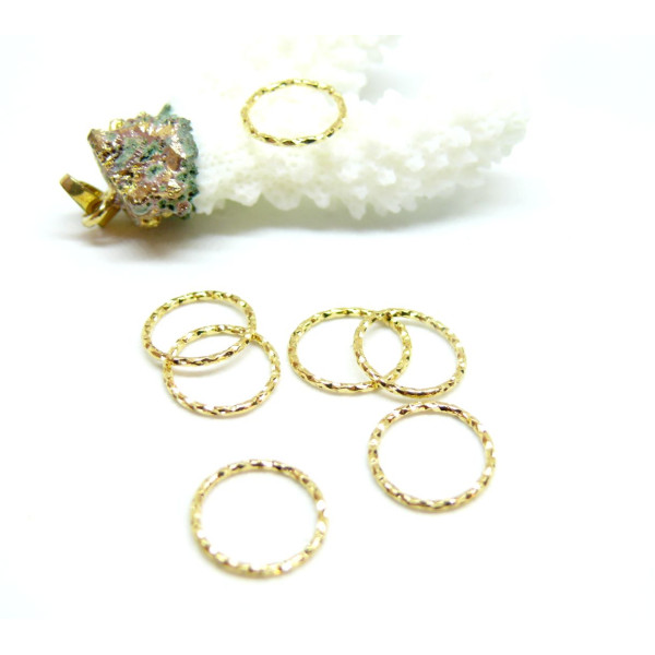 Pendentifs Rond Martelé 12mm – Laiton Doré à l'Or fin 18K