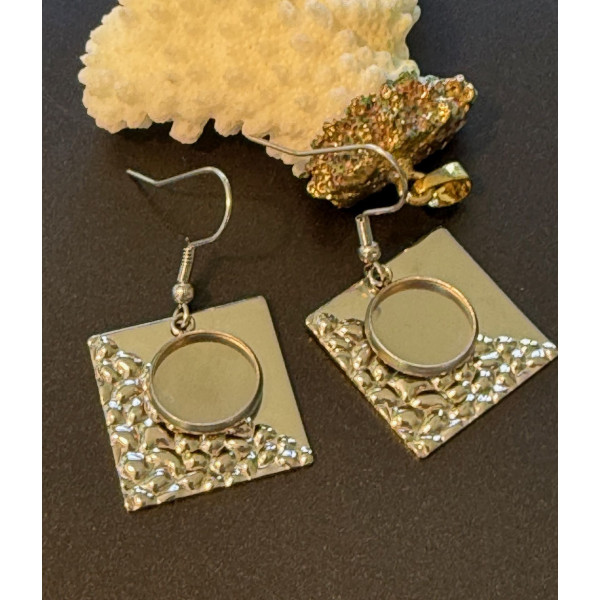 Supports de Boucles d’oreilles Carré martelé 12 mm – Acier Inoxydable 304 Argenté