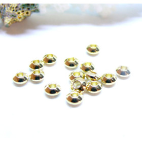 Perles Intercalaires Rondelles 4 par 2 mm – Acier Inoxydable  doré à l’or fin 24K