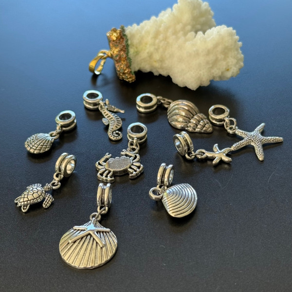 Pendentifs avec Bélière Thème Marin (Coquillage, Crabe, etc.) – Métal Finition Argent Antique