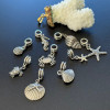 Pendentifs avec Bélière Thème Marin (Coquillage, Crabe, etc.) – Métal Finition Argent Antique