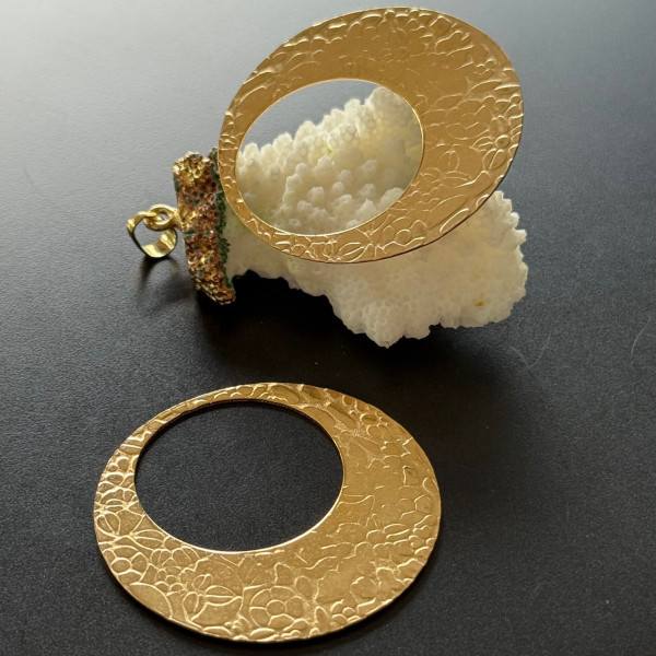 Pendentifs Multi-Fleurs Cercle 46 mm – Acier Inoxydable 304 Doré