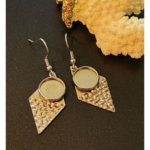 Supports de Boucles d’Oreilles Losange Martelé 12 mm – Acier Inoxydable 304 Argenté