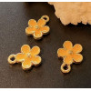 Pendentifs Fleur 12 mm – Résine Émaillée Jaune
