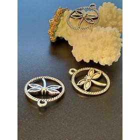 Breloques Pendentifs Libellule dans Cercle – Laiton Finition Argent Antique